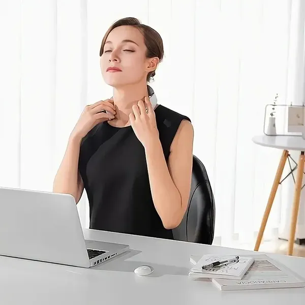 Smart Neck Massager with Heat 2