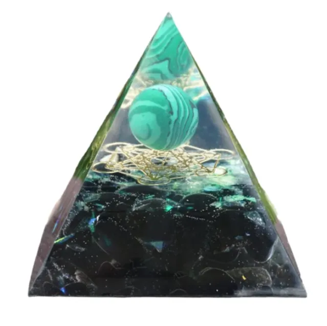 Pyramid Decoration Natural Crystal Gravel 27