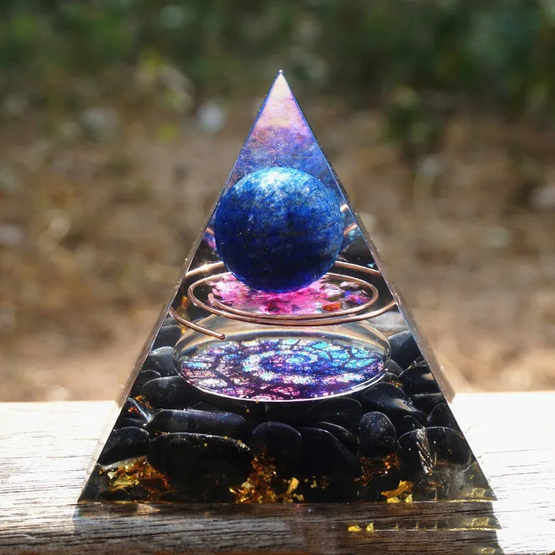 Pyramid Decoration Natural Crystal Gravel 3