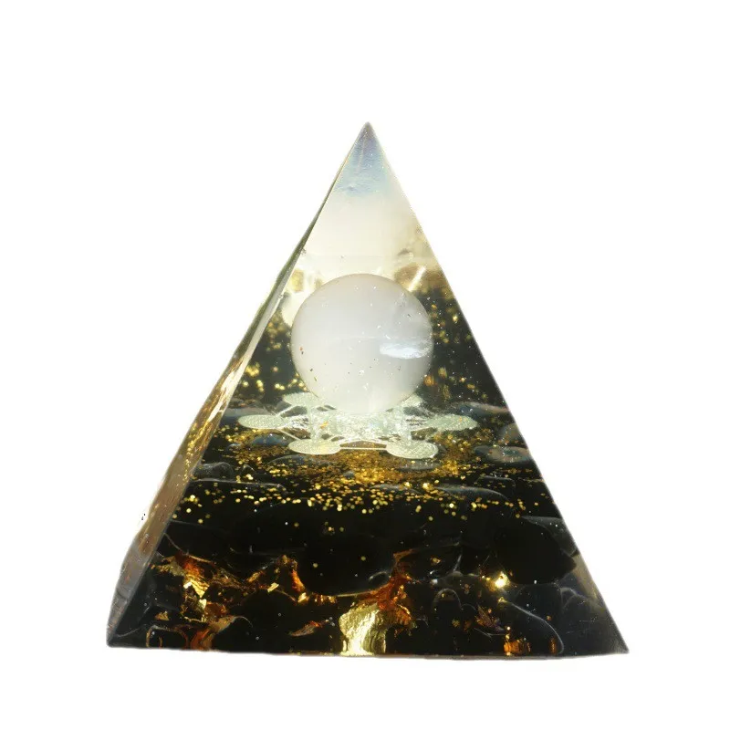 Pyramid Decoration Natural Crystal Gravel 16