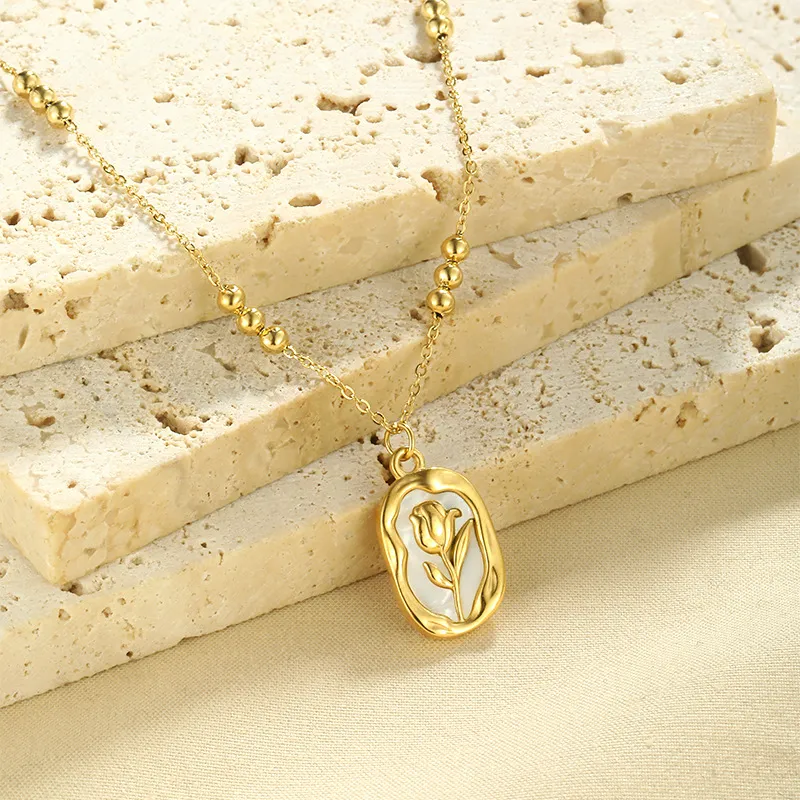 Simple Rose White Shell Pendant Necklace 7